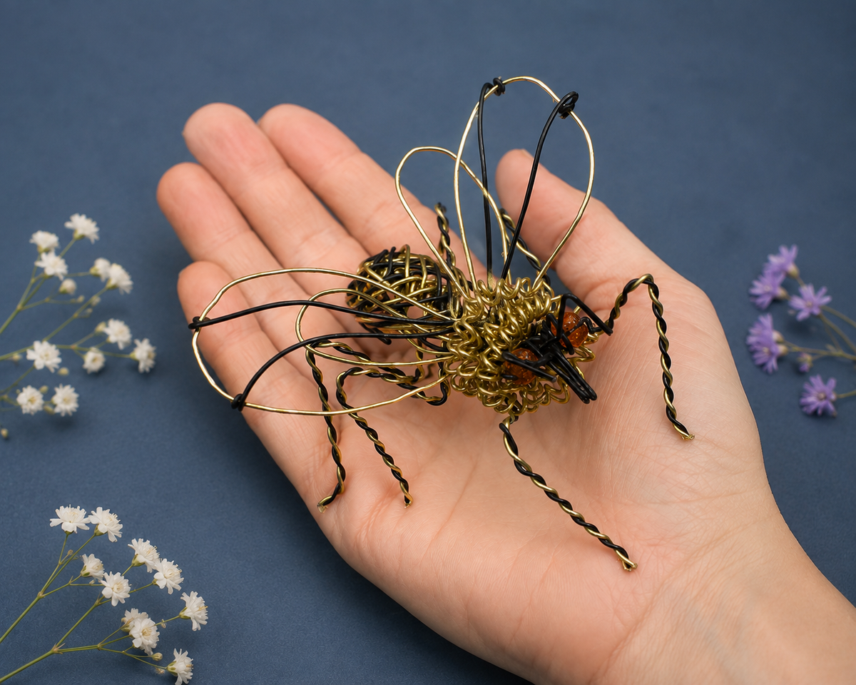 Manchester Bee – Wire Sculpture