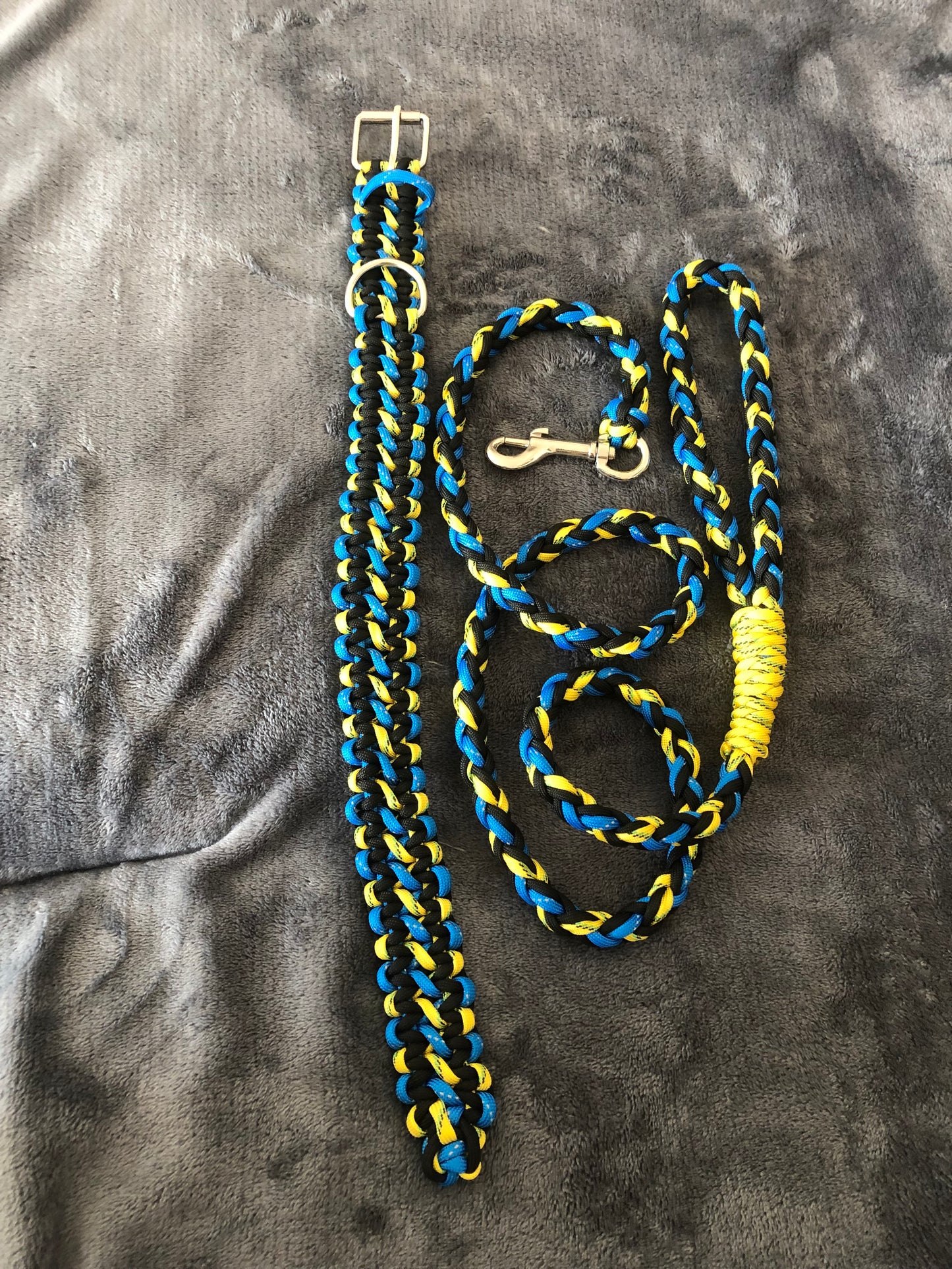 Blue & Yellow hi visability Paracord Dog Collar and Leash Set
