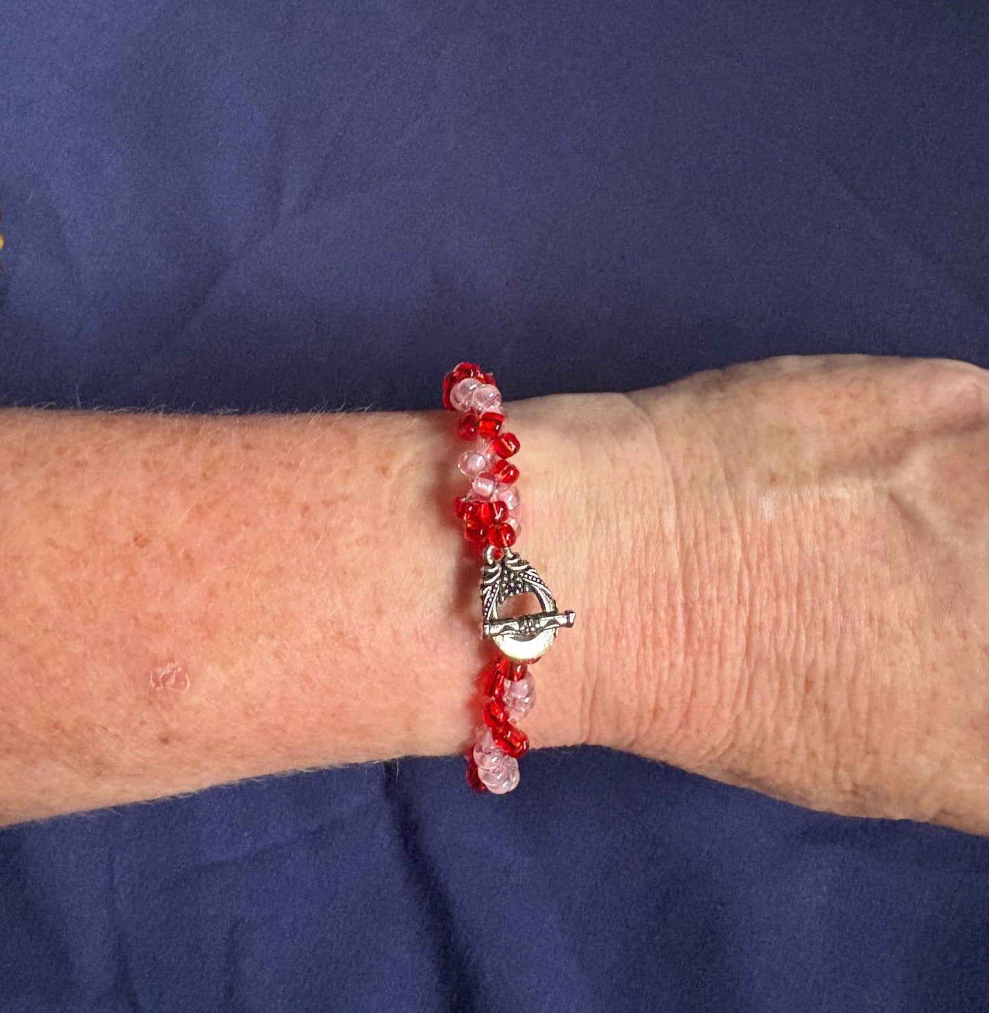 Red & white miyuka Beaded Twist Bracelet