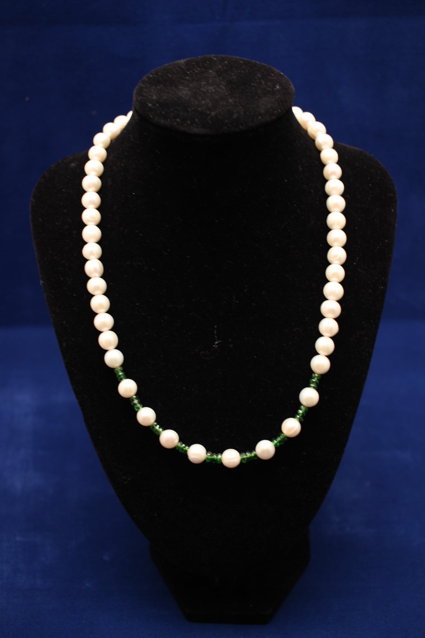 Necklaces & Pendants