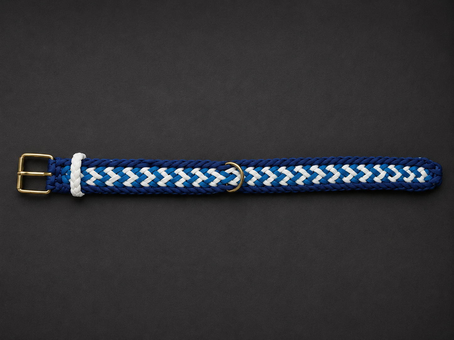 1.5” wide 19” long Light & Dark Blue, with white Crown Tail Paracord Adjustable Dog Collar.