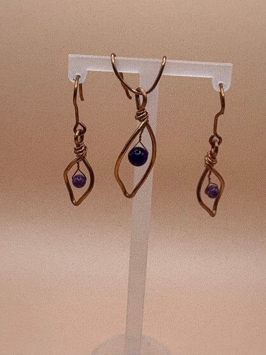 Copper Wire Hand-Crafted Earring & Pendant Set with Small Amethyst Stone