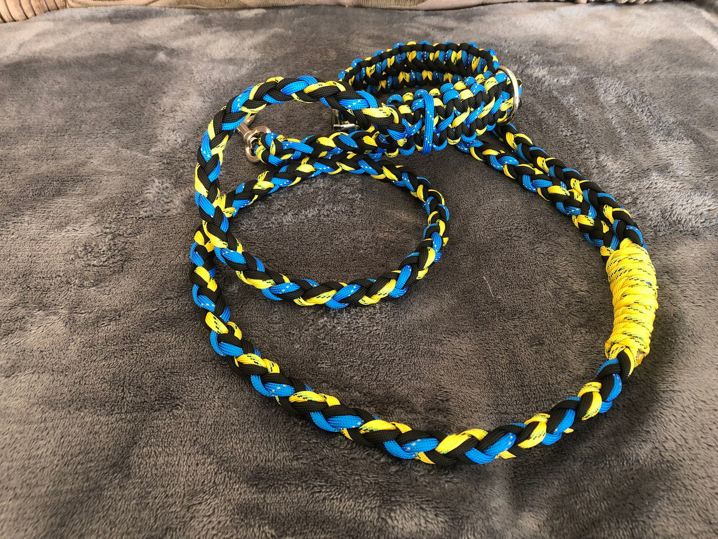 Blue & Yellow hi visability Paracord Dog Collar and Leash Set