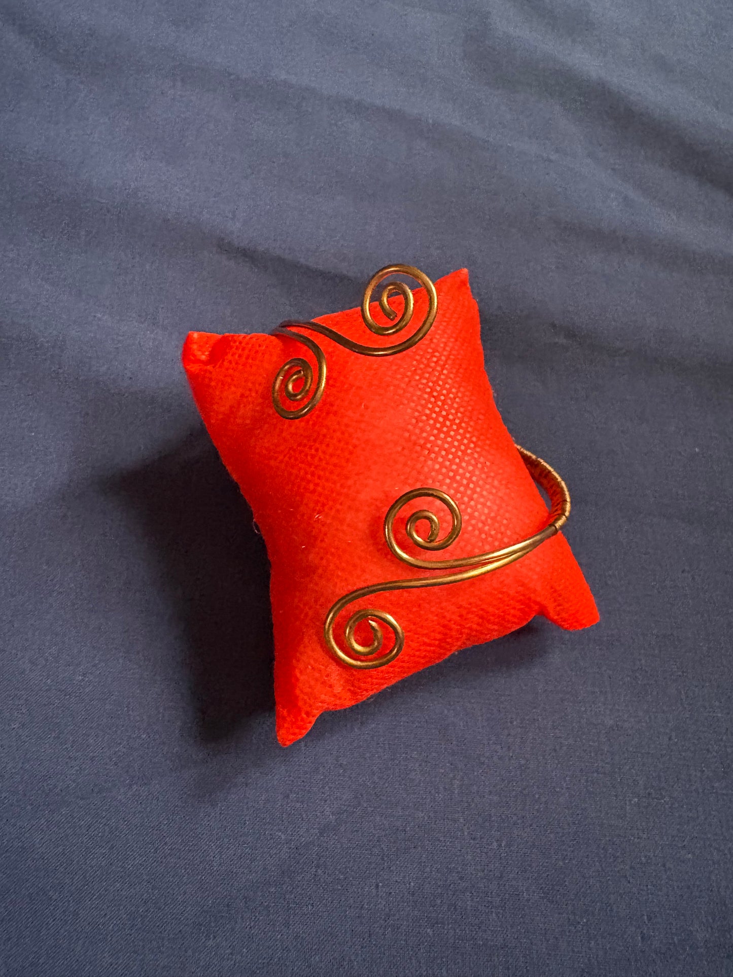 Copper Double Swirl Wire Bangle – Handmade Arm Bracelet