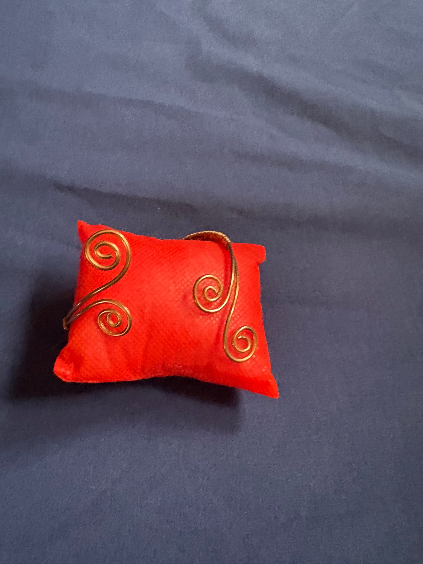 Copper Double Swirl Wire Bangle – Handmade Arm Bracelet