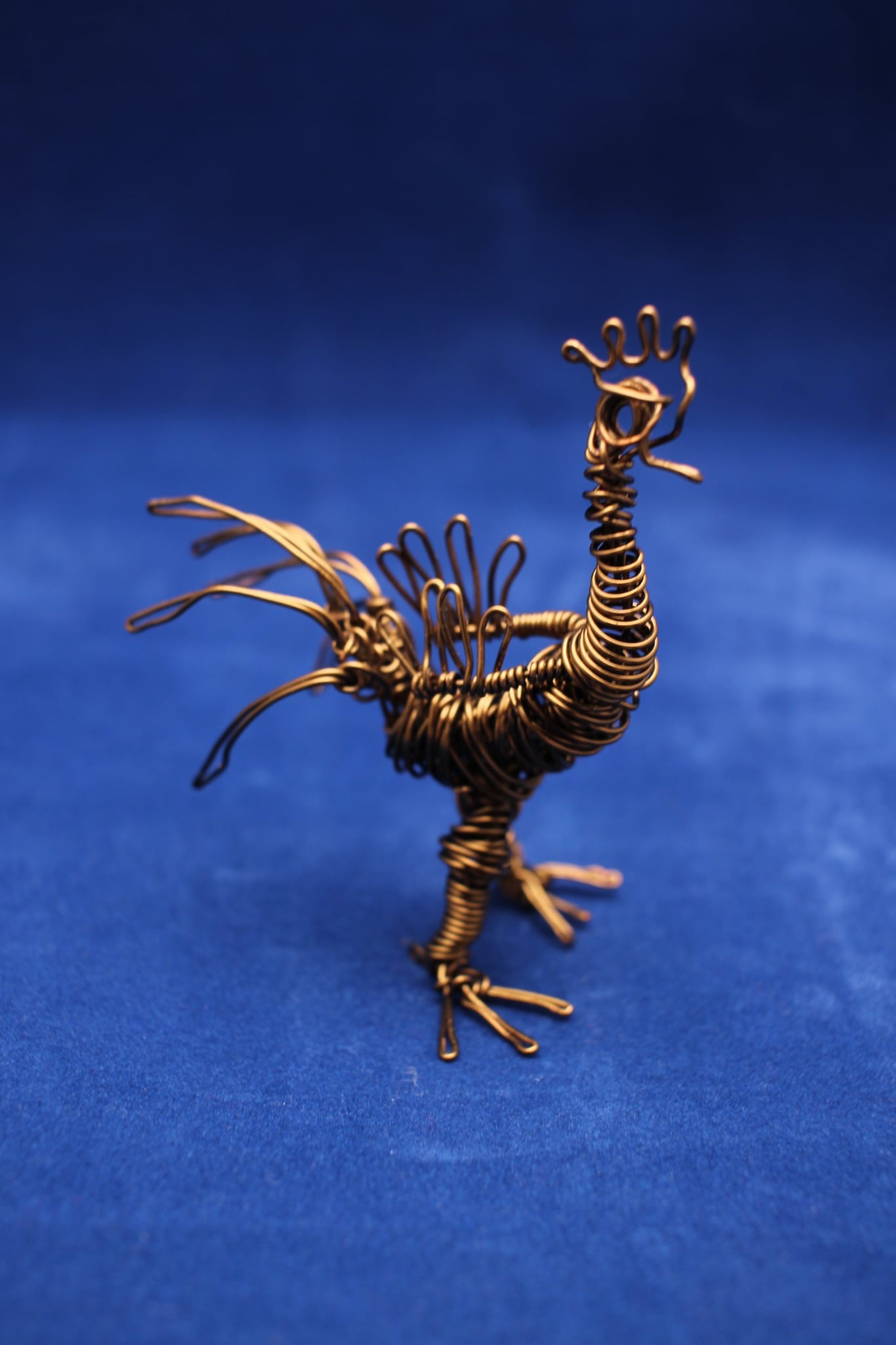 Copper miniature copper wire Rooster Sculpture – Handmade Art Decor