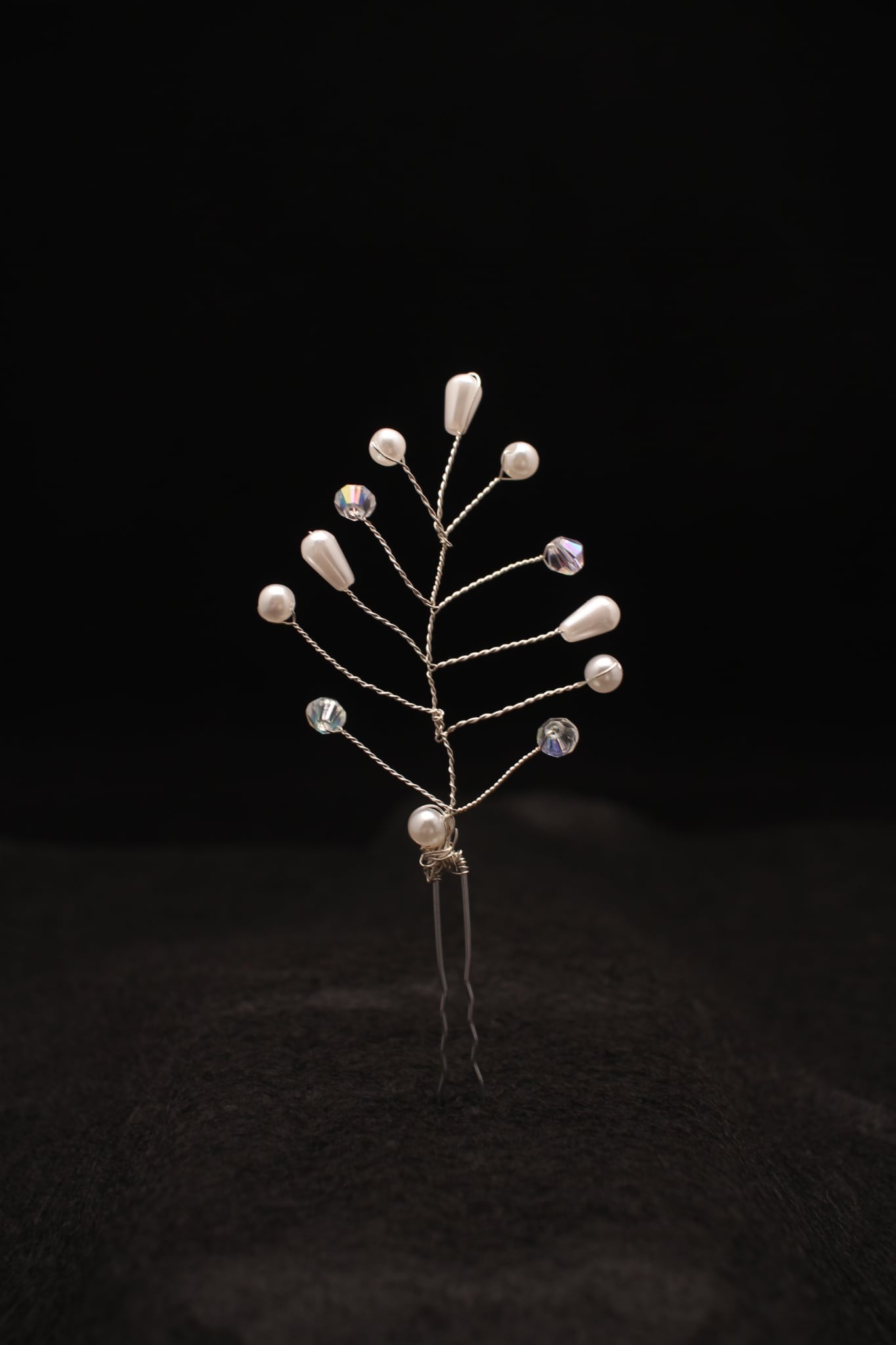 5 statement Beaded Wire Hair Clips