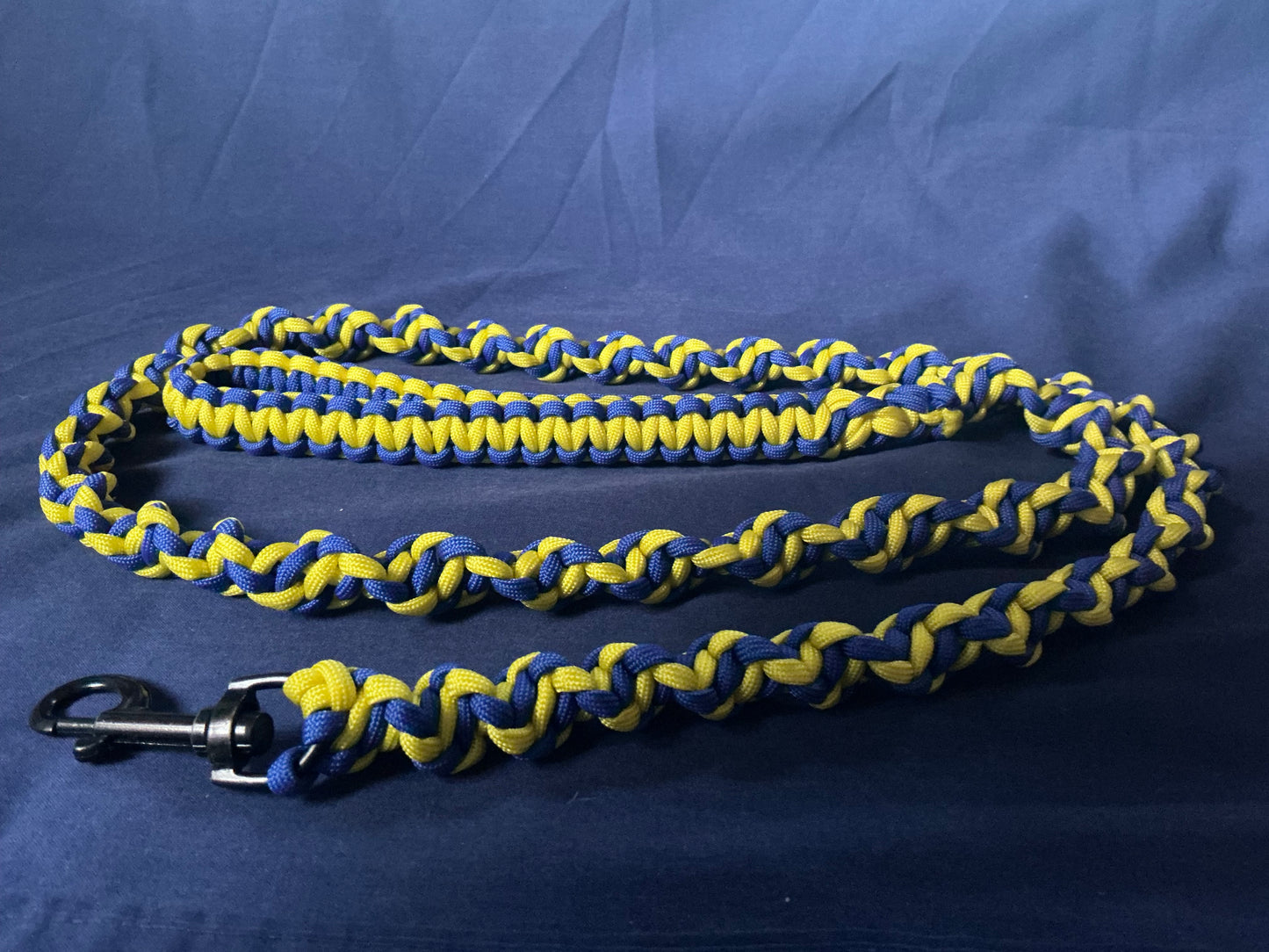 Blue & Yellow 4.5ft spiral Braided Paracord Dog Leash – Handmade